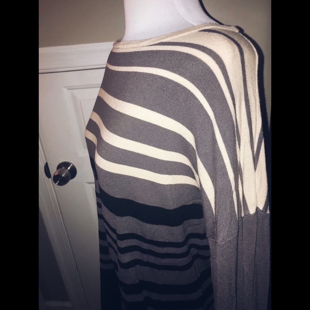 Stripped long sleeve sweater